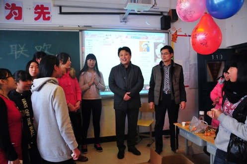 迎元旦感恩学校 科工学生联谊会正在进行时