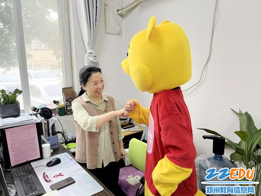 碰拳游戏 碰拳游戏