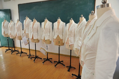 2015年河南省中等职业教育技能大赛(服装设计制作类)科工落幕