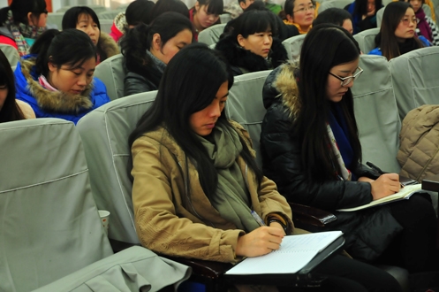 全市中职服装专业教师技能培训会在科工落幕