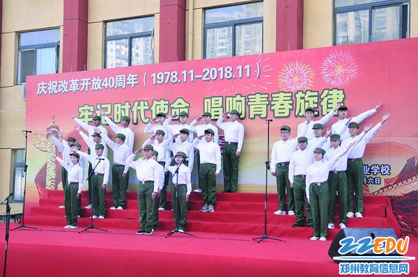 歌曲《打靶归来》 歌曲《打靶归来》