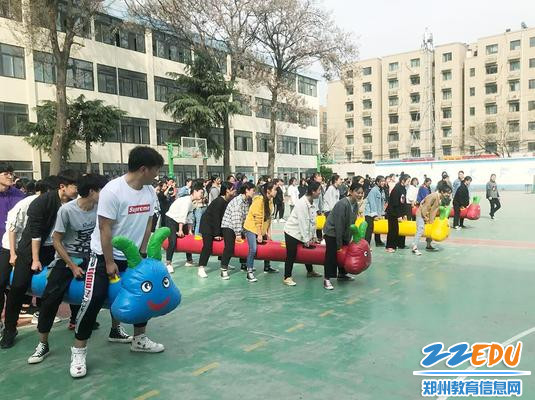 奔跑吧,毛毛虫! 奔跑吧,毛毛虫!