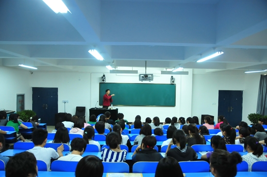 心理问卷调查 关注学生心灵