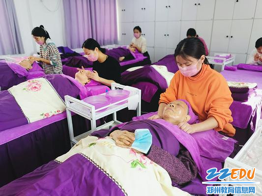 体验美容美体专业服务 体验美容美体专业服务