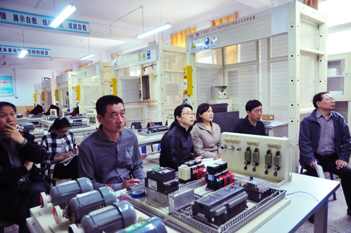 大浪淘沙留真金 科工校内公开课评比再拉战幕