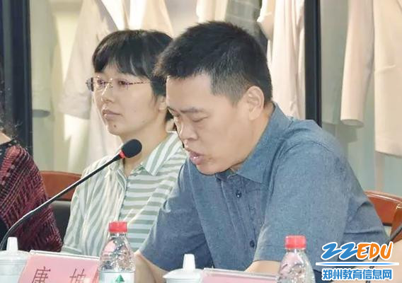 河南省职业技术教育教学研究室副主任康坤作总结讲话 河南省职业技术教育教学研究室副主任康坤作总结讲话