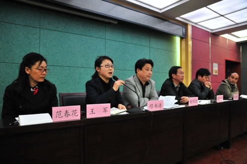 师徒结对 让教师队伍建设没有断层