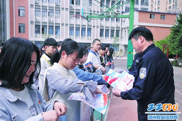 文化路分局民警入校教育 文化路分局民警入校教育