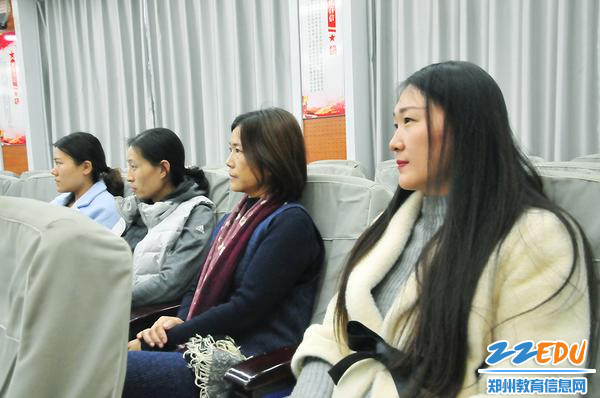 参与听课学习