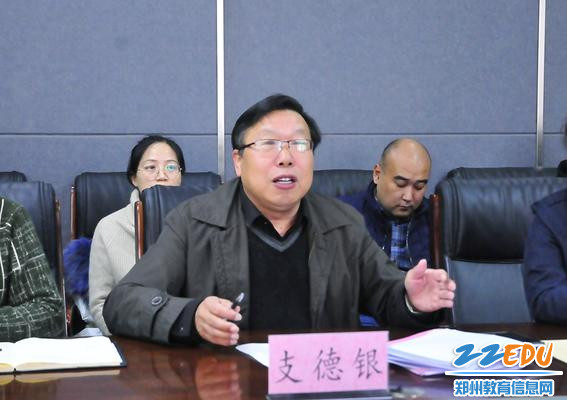 郑州市科技工业学校校长支德银介绍学校概况 郑州市科技工业学校校长支德银介绍学校概况