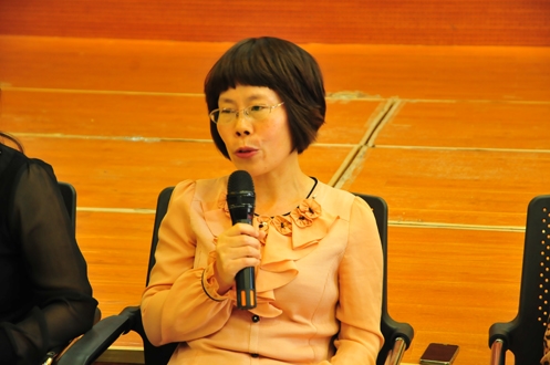 科工青协庆节日 座谈会共话教师成长新常态