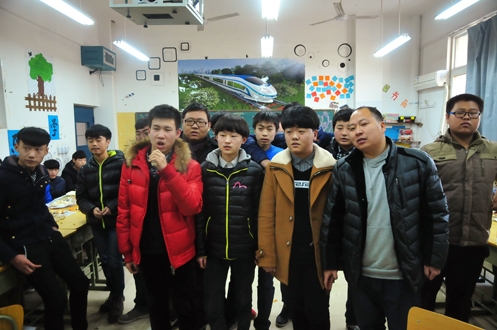 迎元旦感恩学校 科工学生联谊会正在进行时